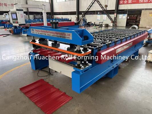 0.3-0.6 มม ความหนา Roofing Sheet Roll Forming Machine กับ 11 สถานีและ Chain Drive สําหรับการม้วนโลหะแผ่นอัตโนมัติ