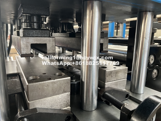 ประสิทธิภาพ C และ Z เครื่อง Purlin การควบคุม Plc อัตโนมัติ