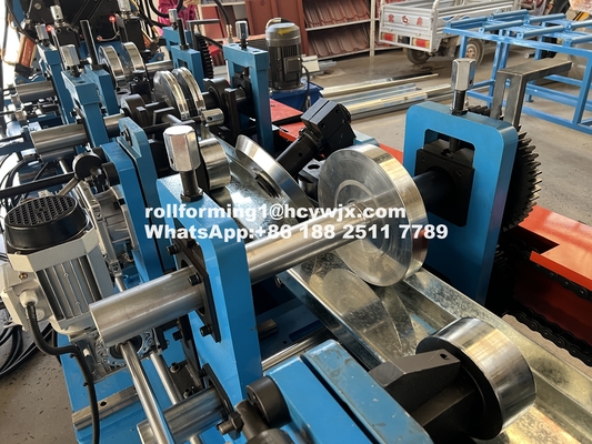 Chain Drive CZ Purlin Roll Forming Machine 14-18 สถานี ความยาวการตัดที่ปรับได้