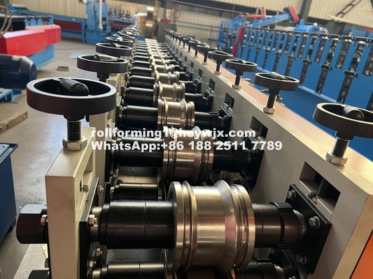ออนไลน์ Hole Punching Shutter Door Roll Forming Machine มาเลเซีย