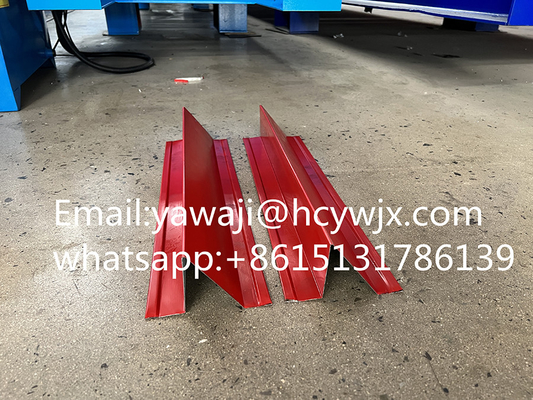 ความแม่นยำสูง Ridge Cap Roll เครื่องขึ้นรูป Cold Roll อุปกรณ์การสร้างภายใน 1.00mm