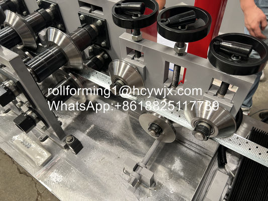 เครื่องตัด Cr12 45 # เครื่องขึ้นรูปม้วนมุมเหล็กกระดูกงู