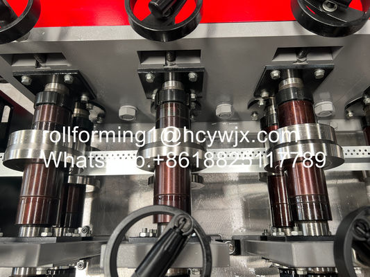 เครื่องขึ้นรูปม้วนระบบ Drywall โปรไฟล์ที่กำหนดเอง