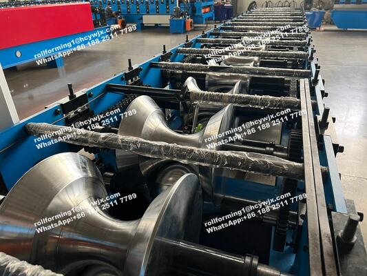 เครื่องปั้นม้วน Ridge Cap อัตโนมัติที่กําหนดเอง พร้อมพลังงานมอเตอร์หลัก 5.5Kw และการควบคุม PLC สําหรับแผ่นความหนา 0.3-0.6mm